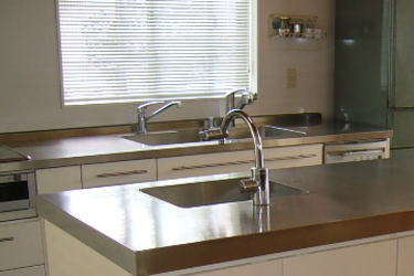 ���R�f�ނ̵��ް���݁E���ް�Ƌ�@�O�d���鎭�s�yCalmfurniture �ߓ��Ƌ�z�I�[�_�[�L�b�`��